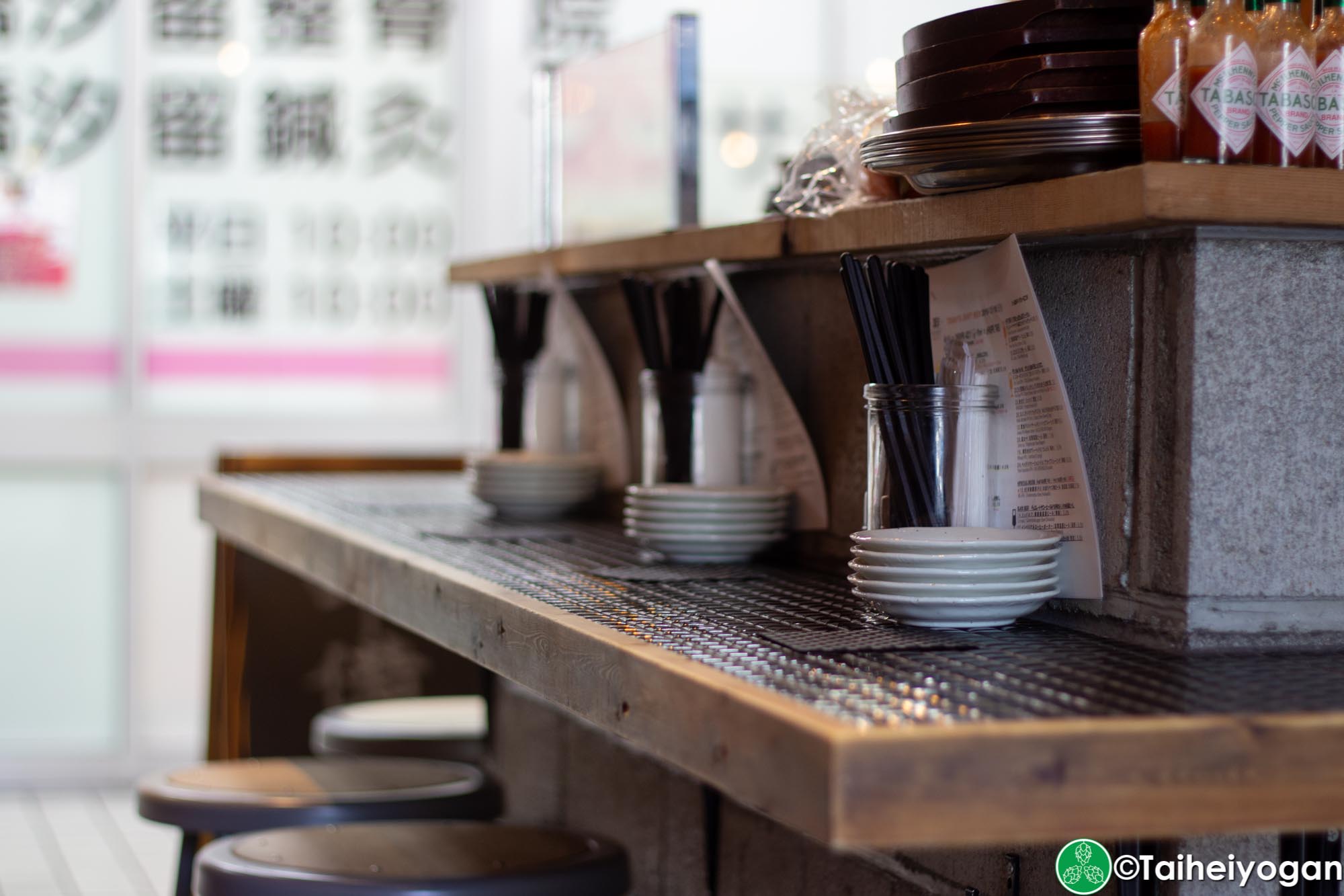 Ibrew Shinbashi - Interior - Bar Counter